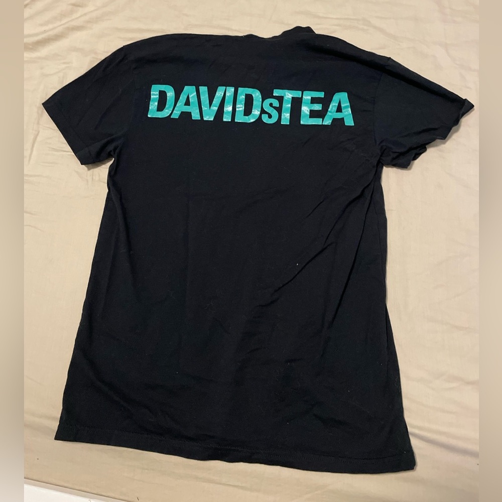 RARE DAVIDsTEA Staff Tea Guide V-Neck Black Shirt Medium Graphic